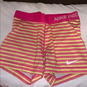 Nike Pro shorts size M